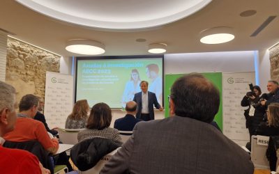 Presentación das Axudas á investigación AECC